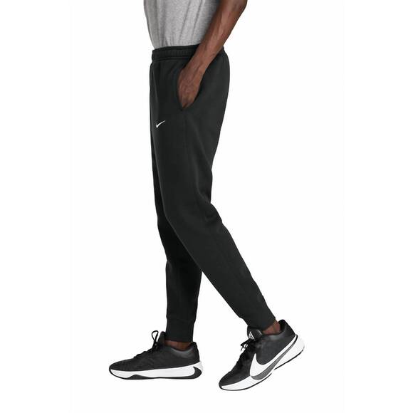 NEW NIKE club fleece jogger in black - Picture 3 of 3